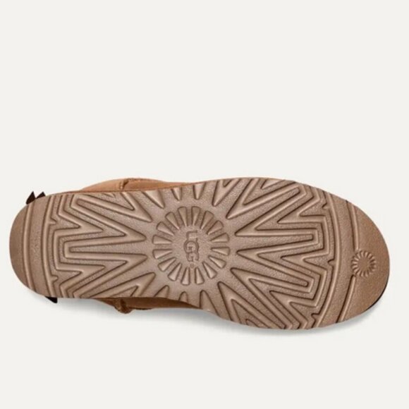 UGG Women's Bailey Bow II Classic Boots - Picture 7 of 8